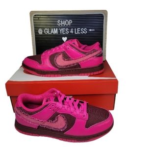 Nike Dunk Low Valentines Day, Maroon and  Pink, Size 9.5